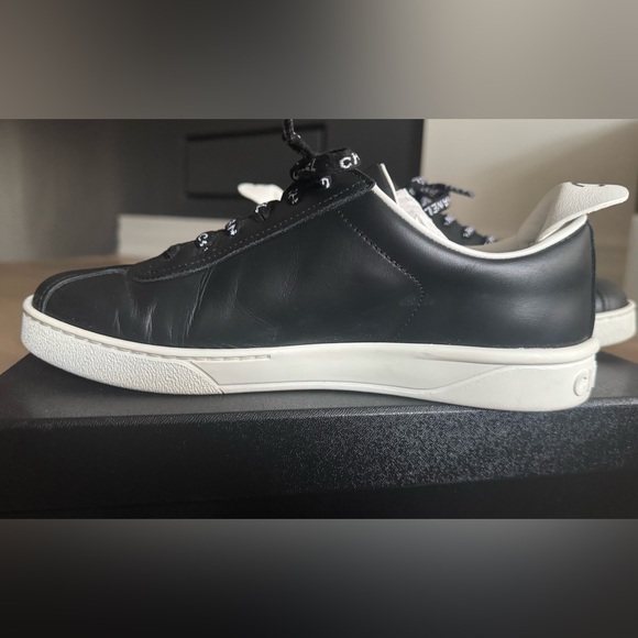 Chanel Weekender Logo lace up CC Sneaker in Black size 38 - Picture 4 of 11